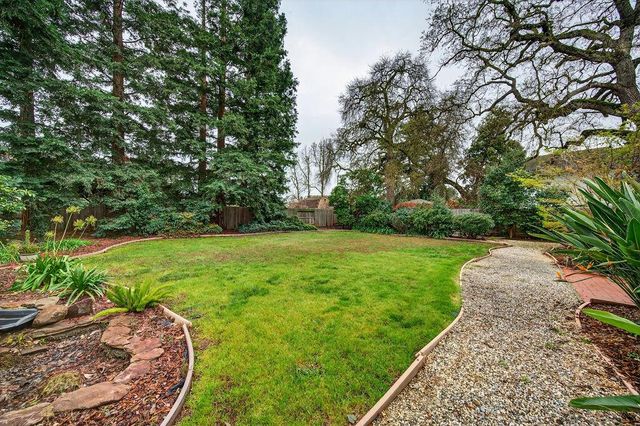 9414 Forest Vista Way, Elk Grove, CA 95758