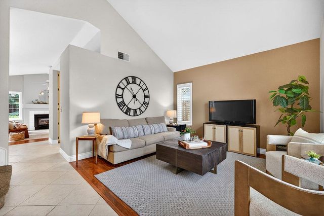 9414 Forest Vista Way, Elk Grove, CA 95758