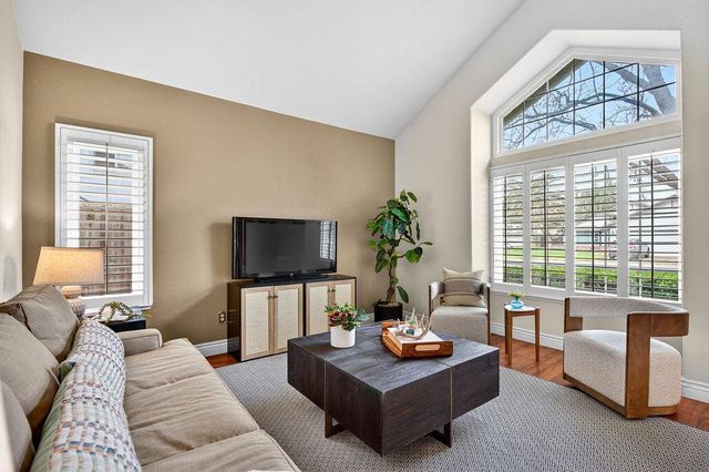 9414 Forest Vista Way, Elk Grove, CA 95758