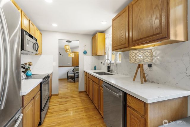 8622 NE 139th Street, Kirkland, WA 98034