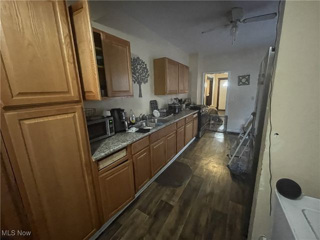 2064 W 104th Street, Cleveland, OH 44102