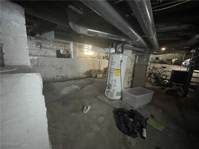 2064 W 104th Street, Cleveland, OH 44102