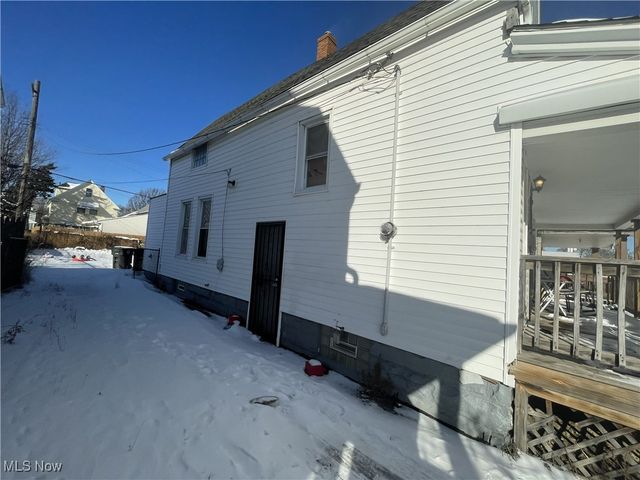 2064 W 104th Street, Cleveland, OH 44102