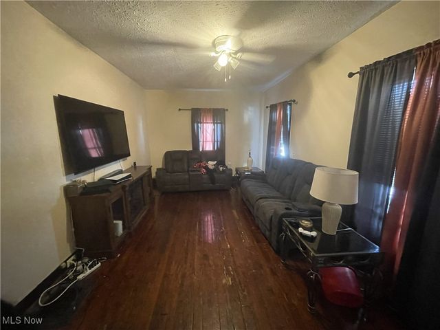 2064 W 104th Street, Cleveland, OH 44102