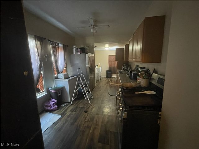 2064 W 104th Street, Cleveland, OH 44102