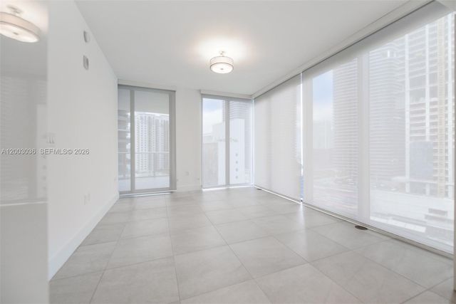 1010 Brickell Ave 2911, Miami, FL 33131