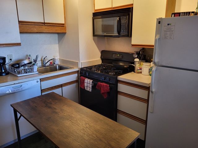 44 Washington St. 703, Brookline, MA 02445