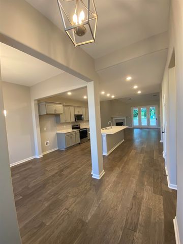 185 BITTER BRANCH RD, Cordova, TN 38018