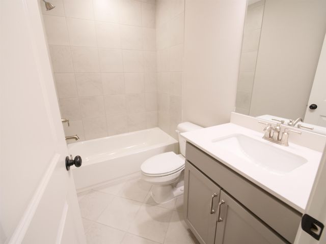 185 BITTER BRANCH RD, Cordova, TN 38018