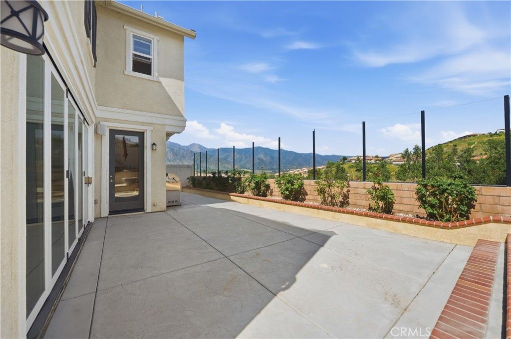 Image 7 of property listing at 24655 Acadia, Corona, CA 92883