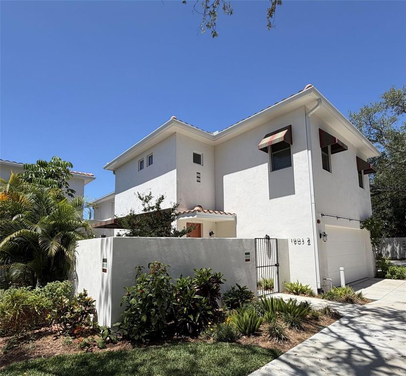 1903 W BRISTOL AVENUE 2, Tampa, FL 33606