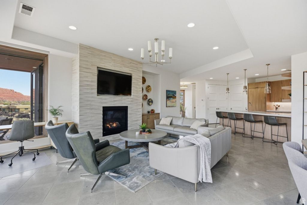 Image 11 of property listing at 1355 E SNOW CANYON PKWY #27, Ivins, UT 84738