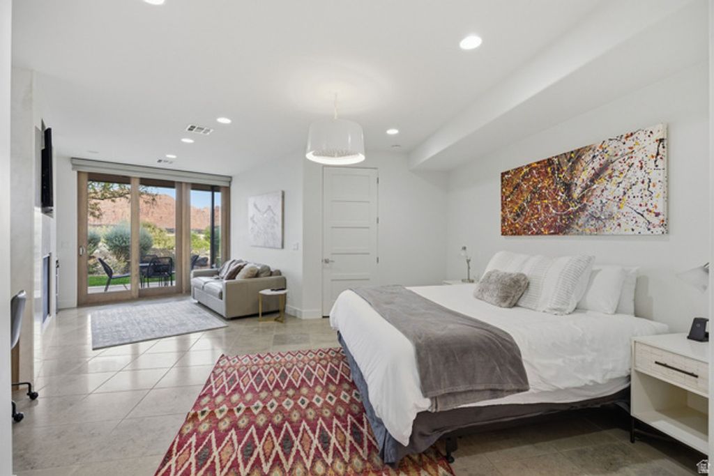 Image 17 of property listing at 1355 E SNOW CANYON PKWY #27, Ivins, UT 84738