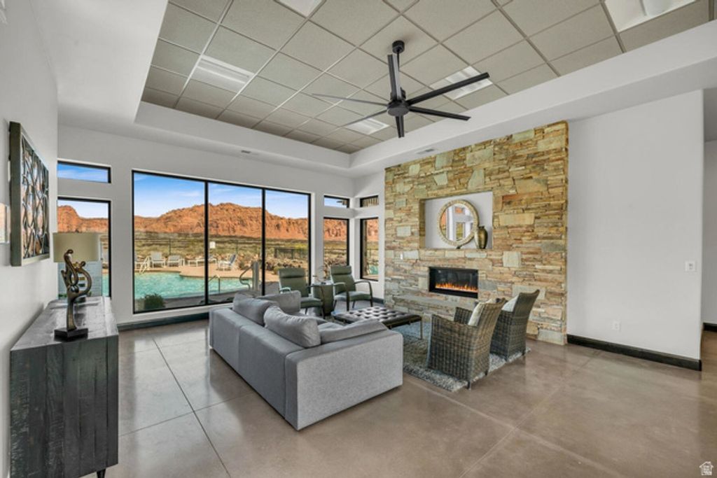 Image 36 of property listing at 1355 E SNOW CANYON PKWY #27, Ivins, UT 84738