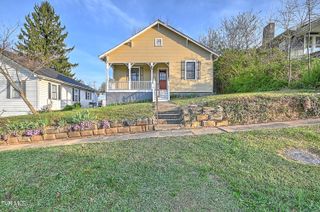 1021 Lawrence Avenue, Bristol, VA 24201