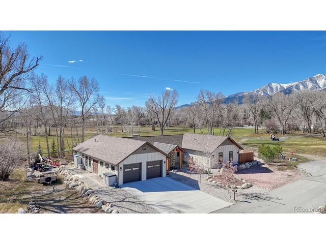 15784 Par Ln, Buena Vista, CO 81211