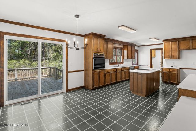 4601 Tall Tree Lane, Wilmington, NC 28409