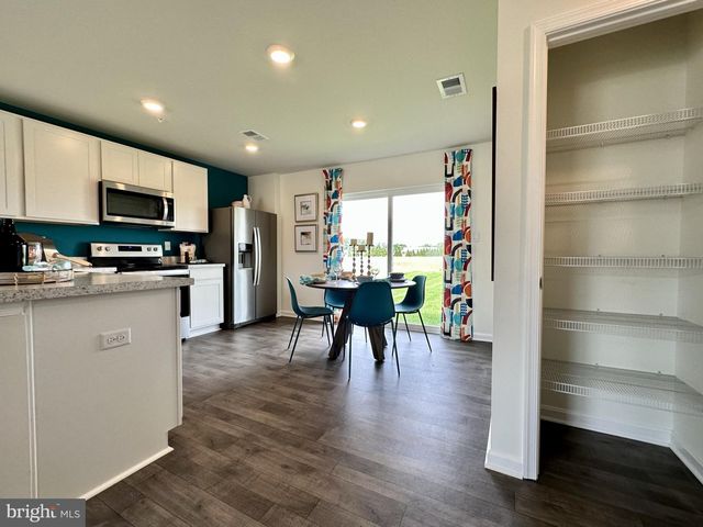 1313 FAIRVIEW LN, Salisbury, MD 21801