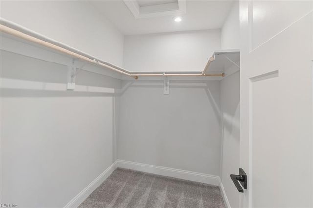 14 Bracewell LN, Yorktown, VA 23692