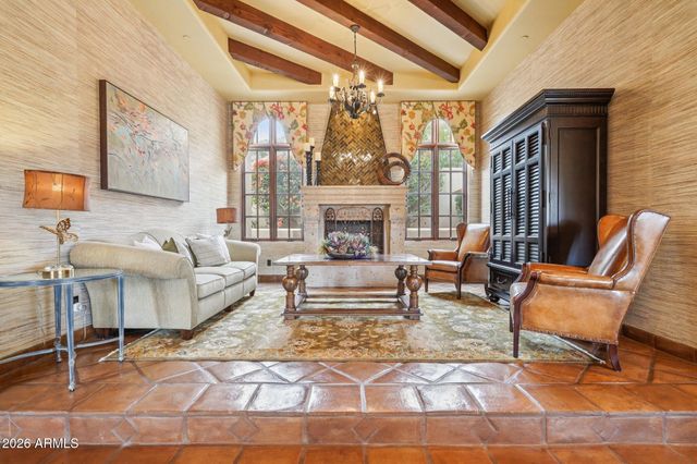 1930 E DESERT WILLOW Drive, Phoenix, AZ 85048