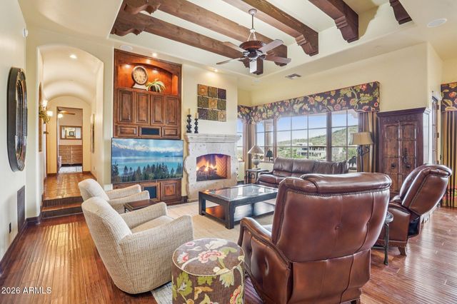 1930 E DESERT WILLOW Drive, Phoenix, AZ 85048