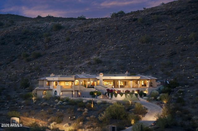 1930 E DESERT WILLOW Drive, Phoenix, AZ 85048