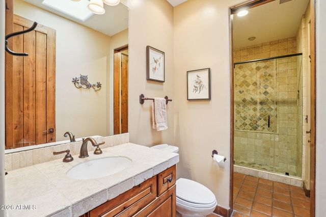 1930 E DESERT WILLOW Drive, Phoenix, AZ 85048