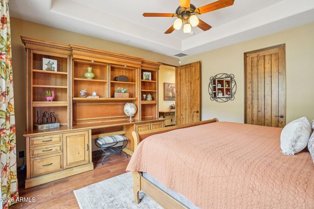 1930 E DESERT WILLOW Drive, Phoenix, AZ 85048