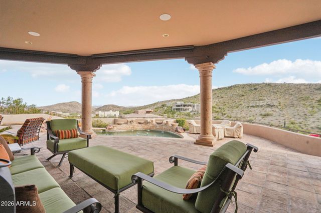 1930 E DESERT WILLOW Drive, Phoenix, AZ 85048