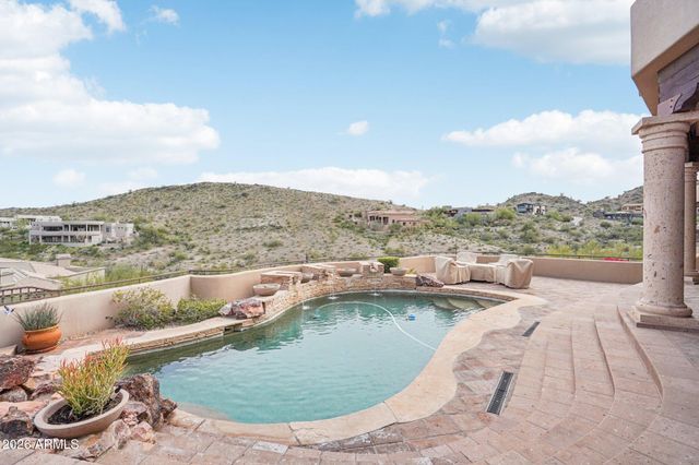 1930 E DESERT WILLOW Drive, Phoenix, AZ 85048