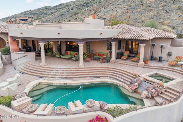 1930 E DESERT WILLOW Drive, Phoenix, AZ 85048