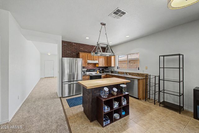 1113 E GWEN Street, Phoenix, AZ 85042