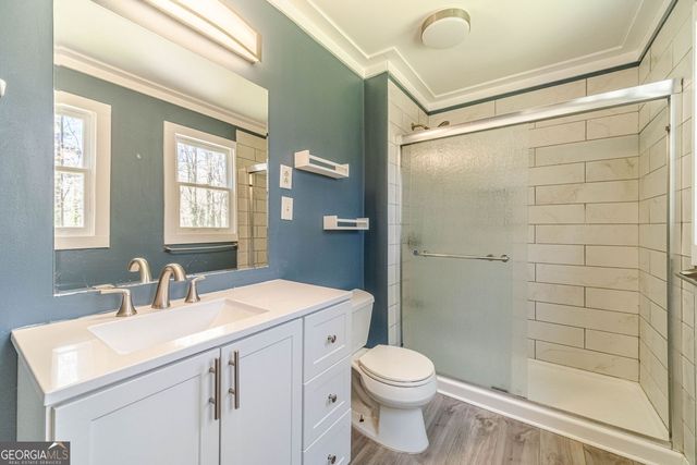 1086 Oak Road SW, Lilburn, GA 30047