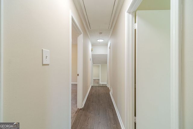 1086 Oak Road SW, Lilburn, GA 30047