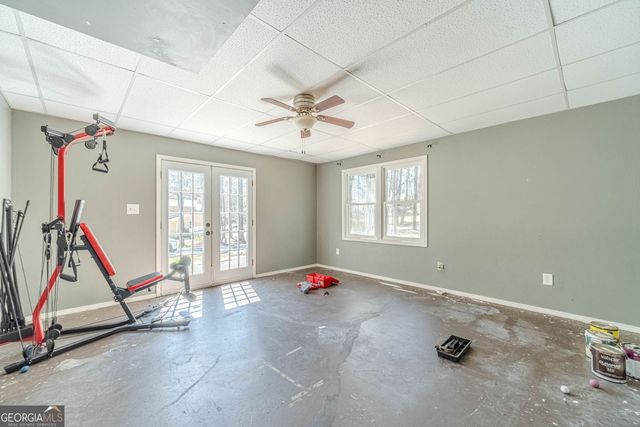 1086 Oak Road SW, Lilburn, GA 30047