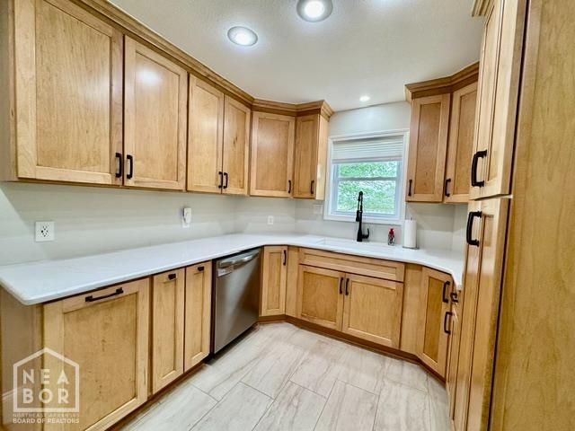 2200 Rains Street, Jonesboro, AR 72401