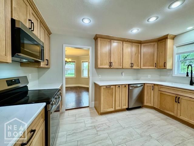 2200 Rains Street, Jonesboro, AR 72401