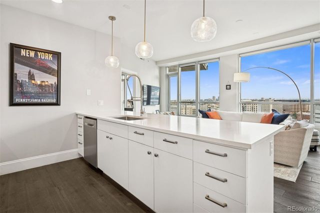 2001 Lincoln Street 1810, Denver, CO 80202