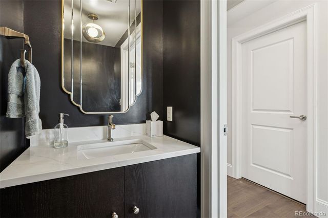 2001 Lincoln Street 1810, Denver, CO 80202
