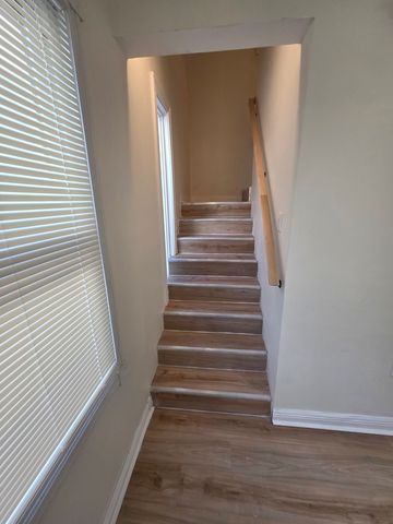 10548 S Avenue J, Chicago, IL 60617