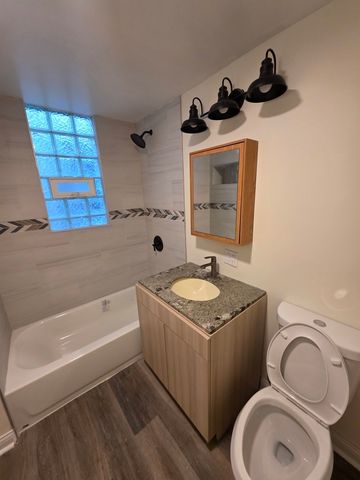 10548 S Avenue J, Chicago, IL 60617