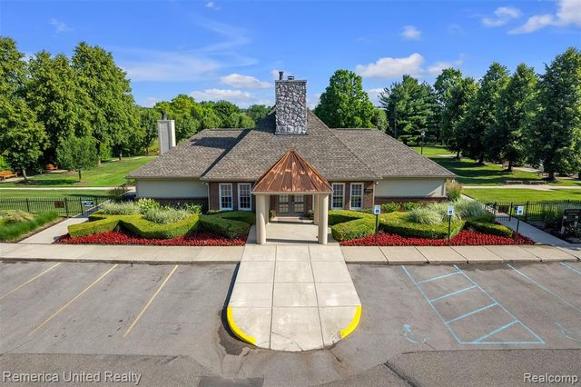 39656 Village Run Drive, Northville, MI 48168