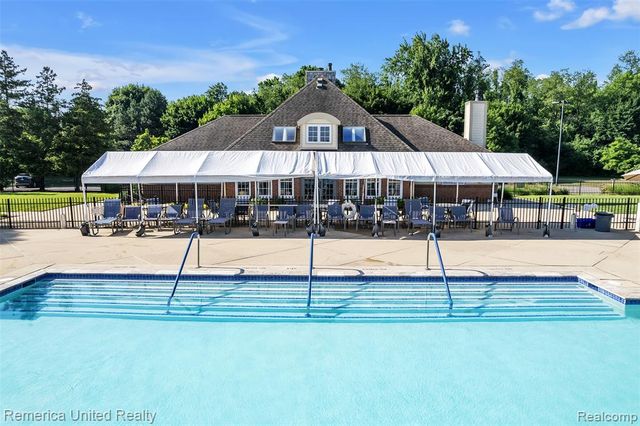 39656 Village Run Drive, Northville, MI 48168