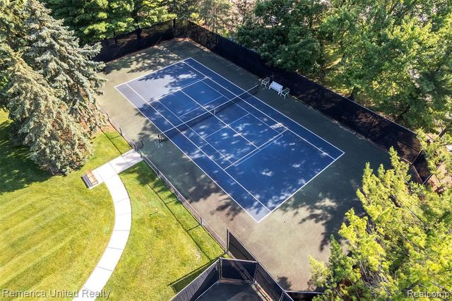 39656 Village Run Drive, Northville, MI 48168