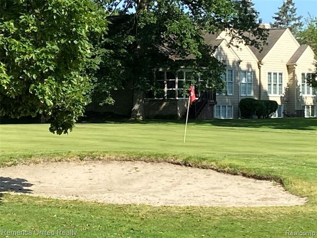 39656 Village Run Drive, Northville, MI 48168