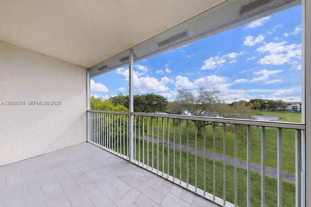 13450 SW 3rd Street 408D, Pembroke Pines, FL 33027