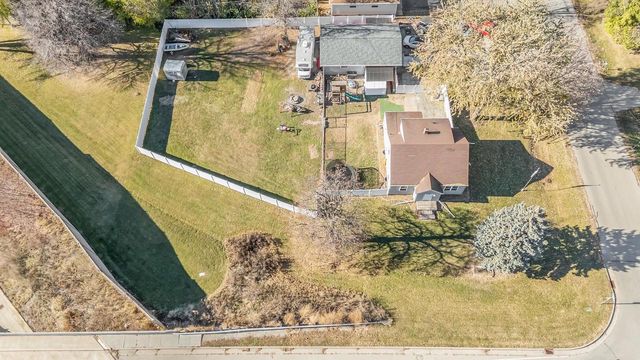 1338 RACINE ROAD, Menasha, WI 54952