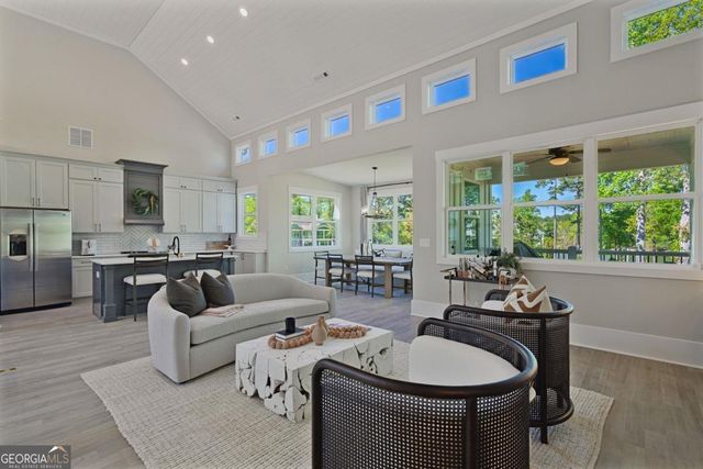 1080 Glen Eagle Drive, Greensboro, GA 30642