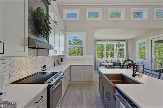 1080 Glen Eagle Drive, Greensboro, GA 30642