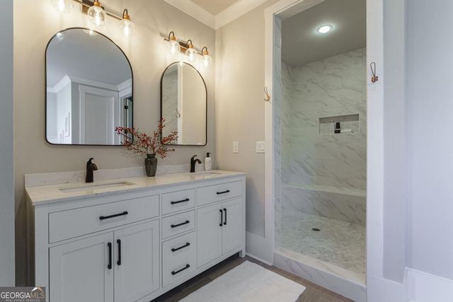 1080 Glen Eagle Drive, Greensboro, GA 30642
